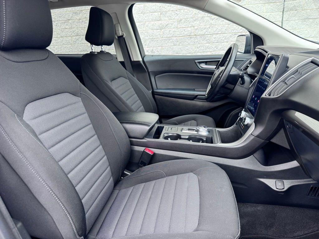 used 2024 Ford Edge car, priced at $28,995