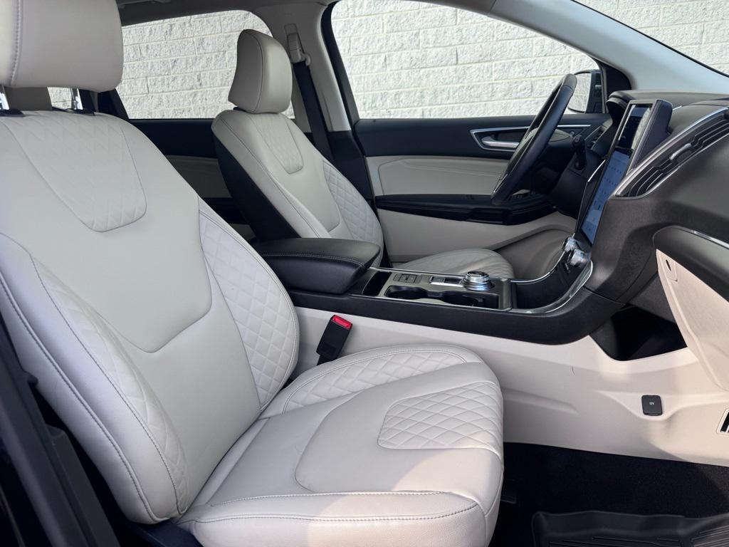 used 2023 Ford Edge car, priced at $28,668