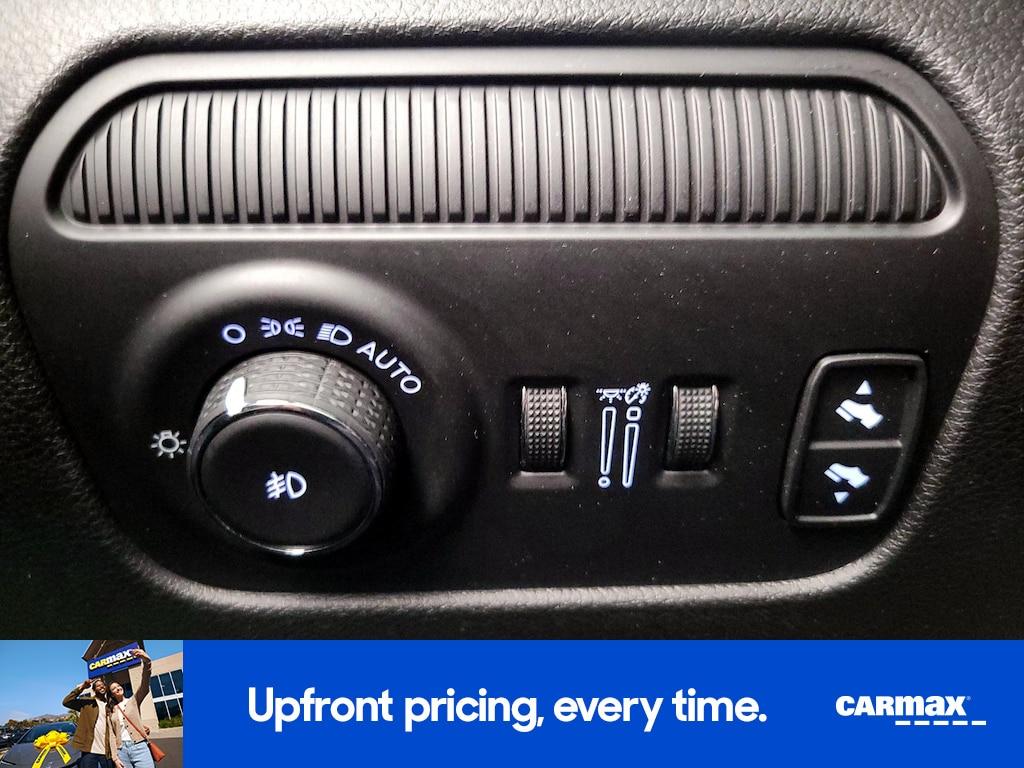 used 2023 Jeep Wagoneer L car, priced at $43,998
