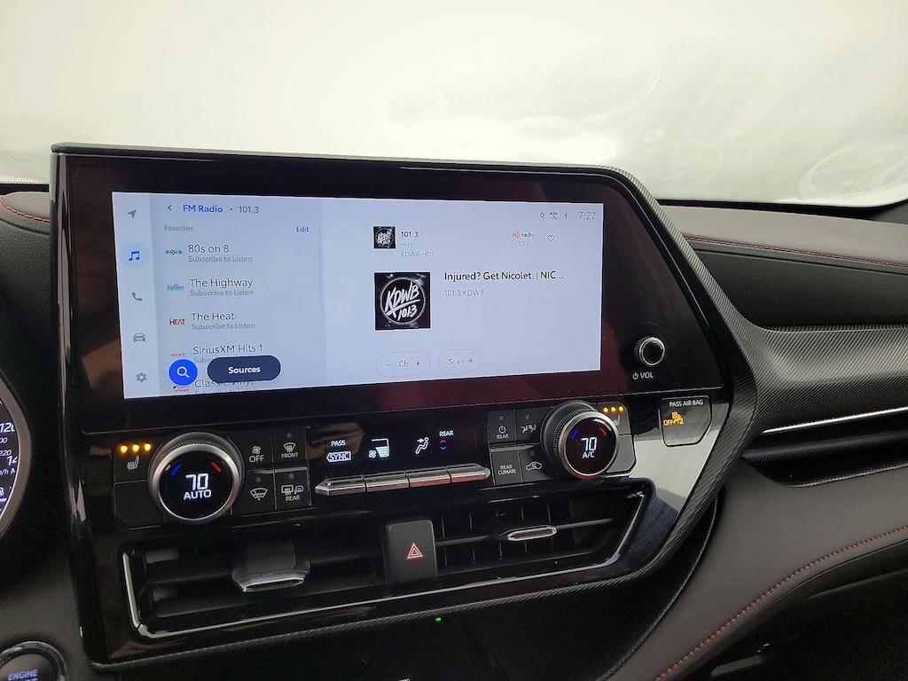 used 2023 Toyota Highlander car, priced at $38,998