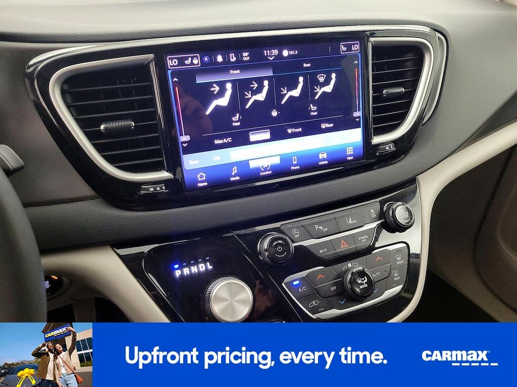 used 2023 Chrysler Pacifica car, priced at $25,998