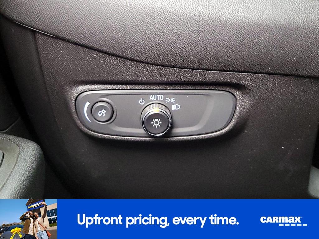 used 2023 Chevrolet Equinox car, priced at $23,998
