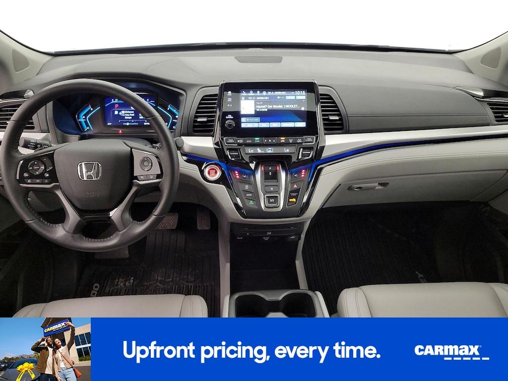 used 2024 Honda Odyssey car, priced at $39,998