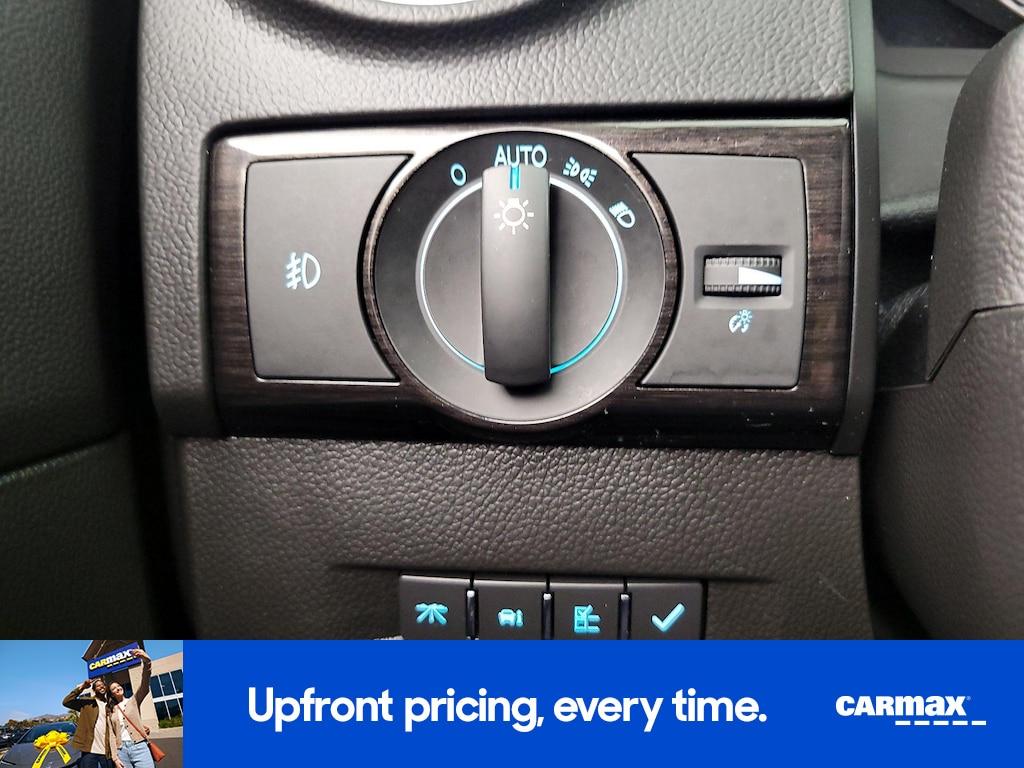 used 2014 Chevrolet Captiva Sport car, priced at $13,998