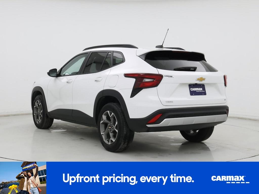 used 2025 Chevrolet Trax car, priced at $22,998