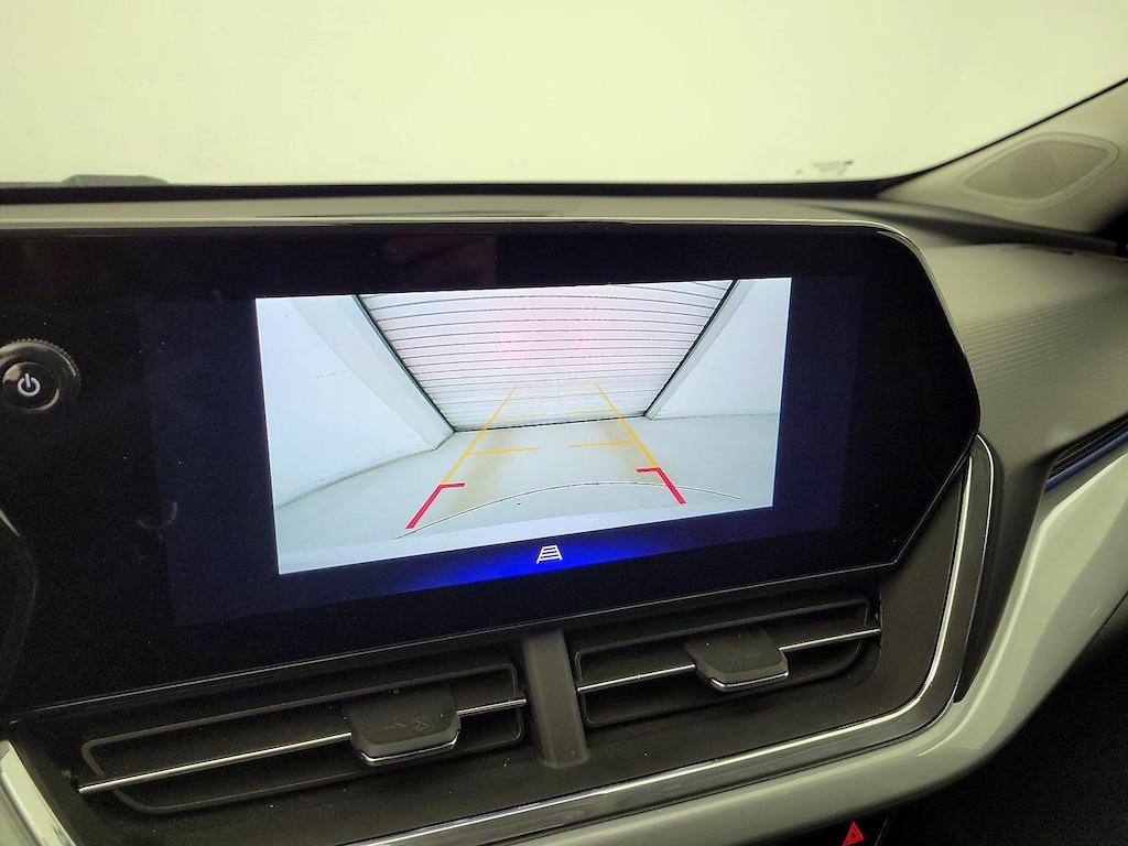 used 2025 Chevrolet Trax car, priced at $22,998