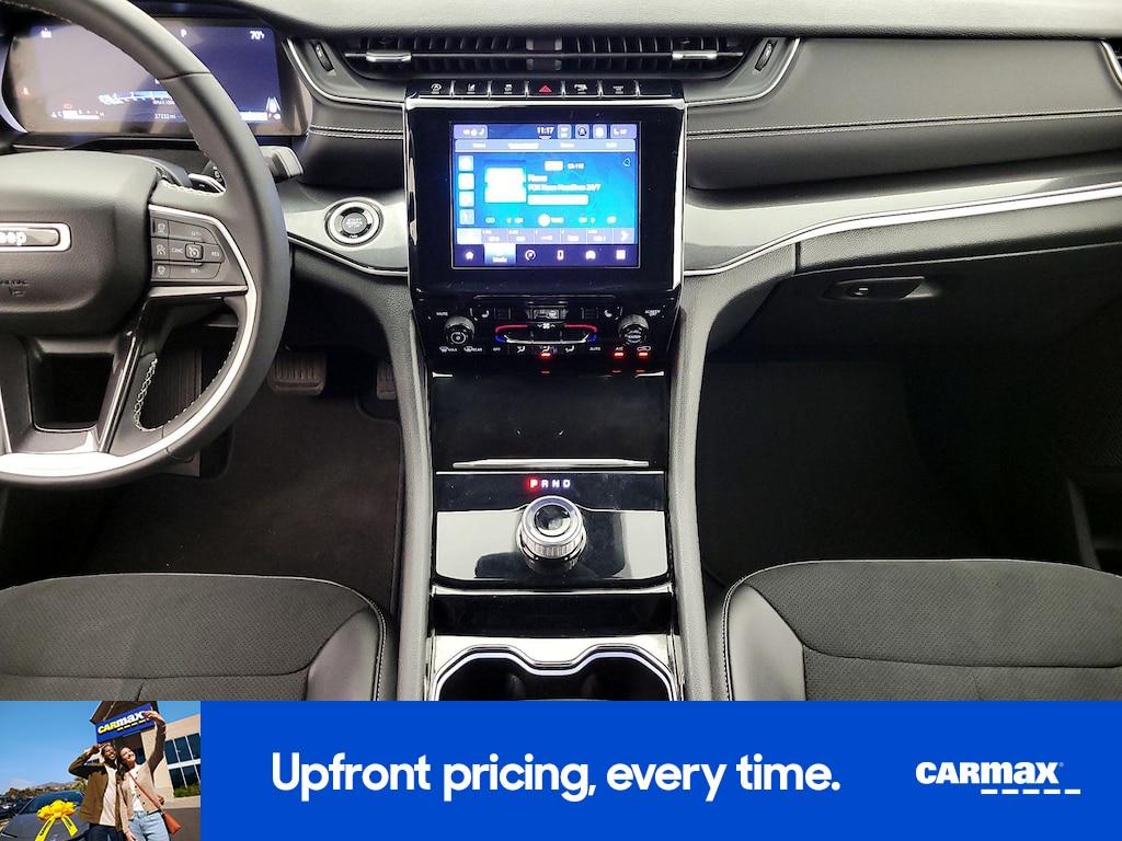 used 2023 Jeep Grand Cherokee car, priced at $32,998