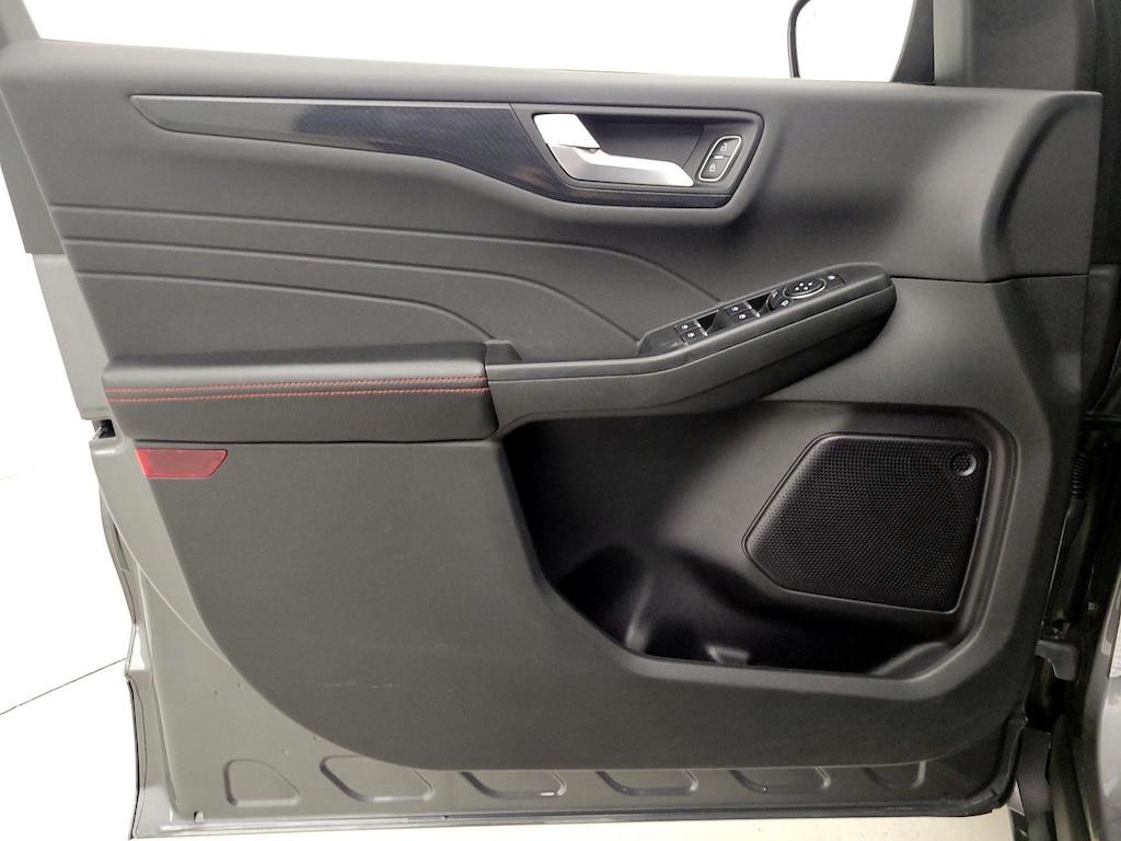 used 2024 Ford Escape car, priced at $20,998