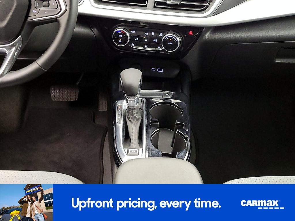 used 2025 Chevrolet Trax car, priced at $21,998