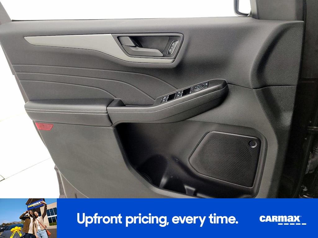 used 2023 Ford Escape car, priced at $23,998