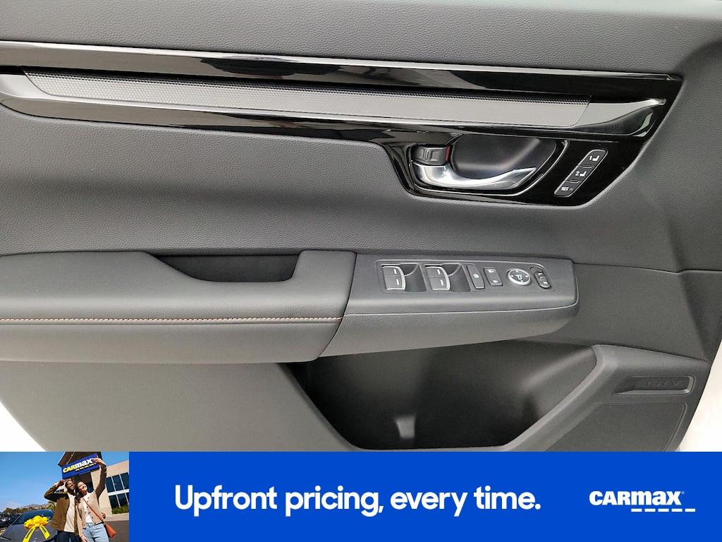 used 2025 Honda CR-V Hybrid car, priced at $41,998