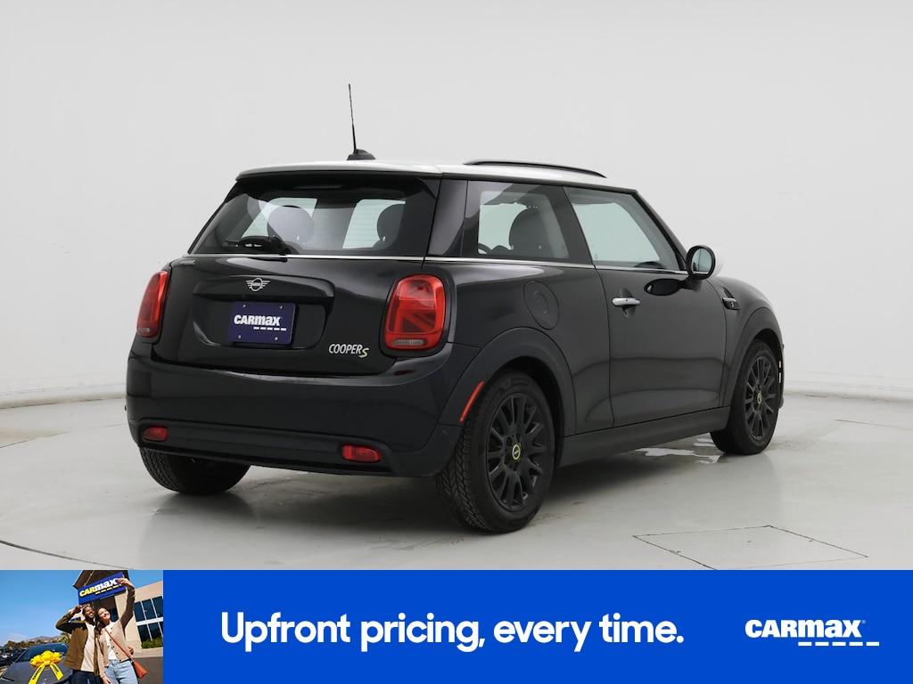 used 2022 MINI SE Hardtop car, priced at $19,998