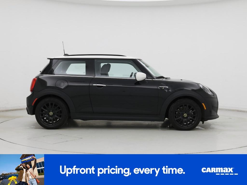 used 2022 MINI SE Hardtop car, priced at $19,998