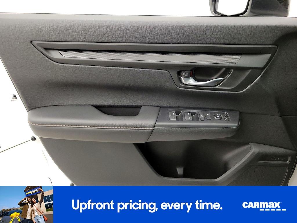 used 2024 Honda CR-V Hybrid car, priced at $32,998