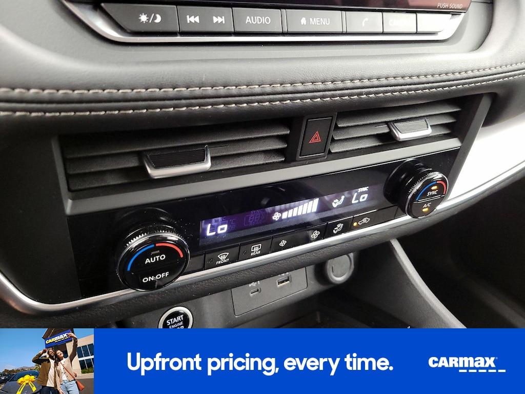 used 2023 Nissan Rogue car, priced at $23,998