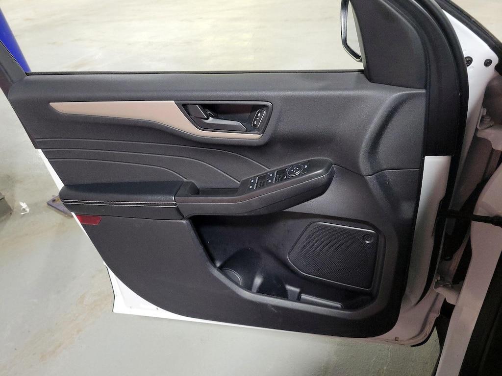 used 2022 Ford Escape car, priced at $20,998