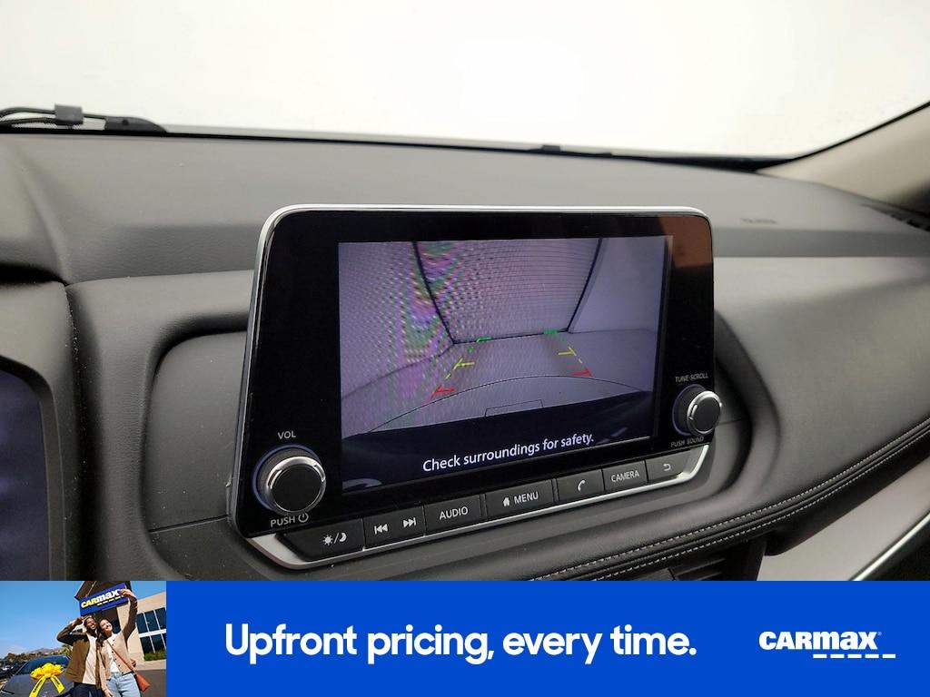 used 2025 Nissan Rogue car, priced at $23,998