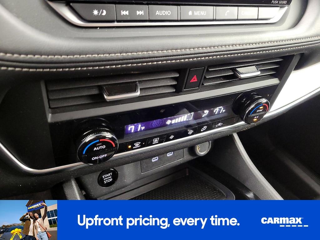 used 2025 Nissan Rogue car, priced at $23,998