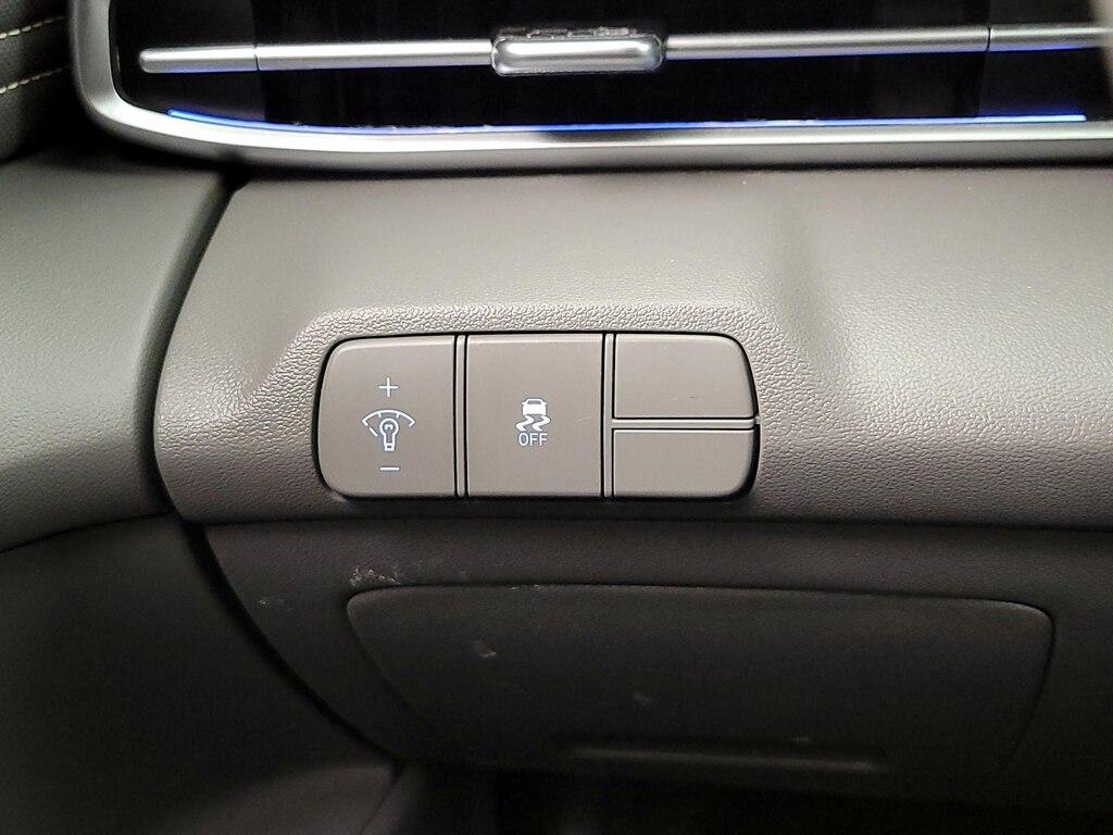 used 2024 Hyundai Elantra car, priced at $21,998