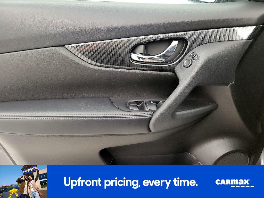 used 2015 Nissan Rogue car, priced at $16,998