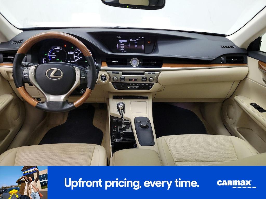 used 2015 Lexus ES 300h car, priced at $19,998