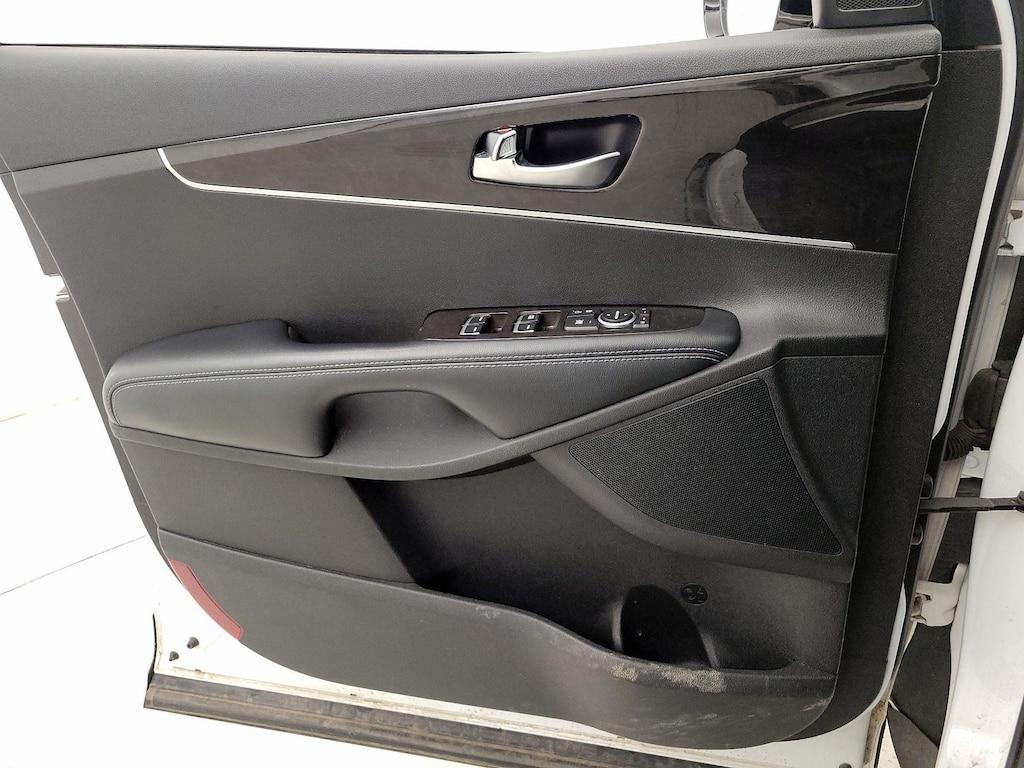 used 2018 Kia Sorento car, priced at $15,998