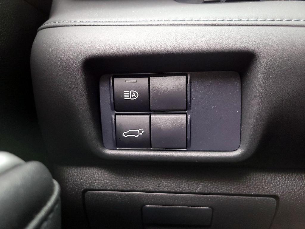 used 2021 Toyota Highlander car, priced at $31,998