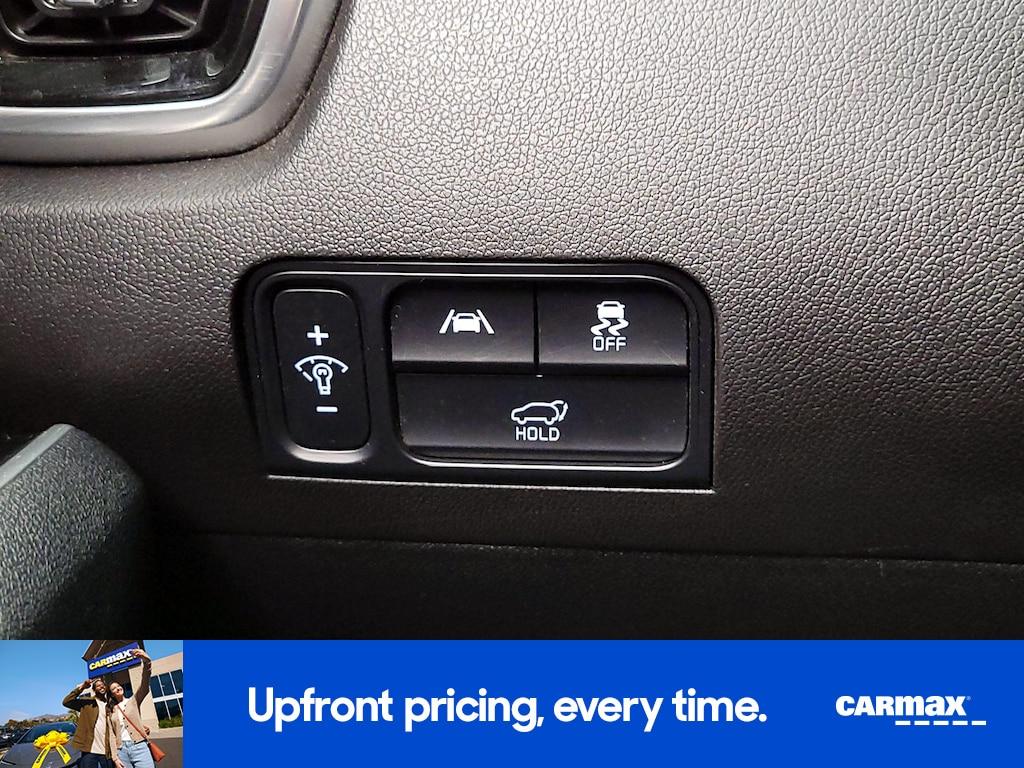 used 2023 Kia Sorento car, priced at $29,998