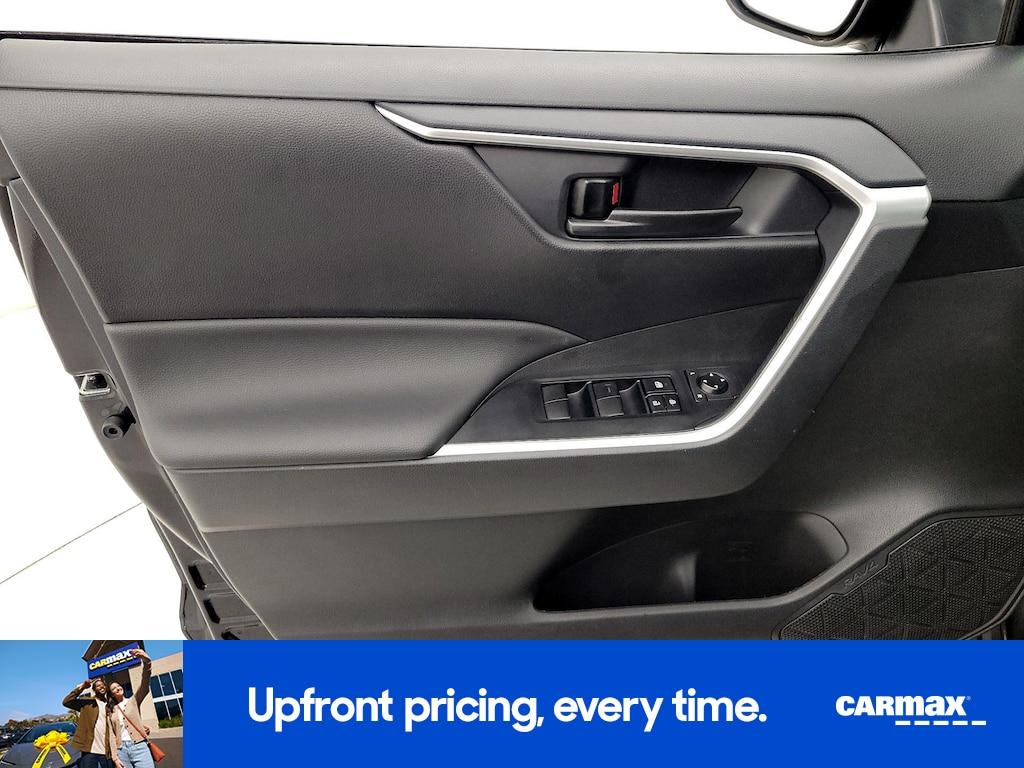used 2022 Toyota RAV4 Hybrid car, priced at $35,998