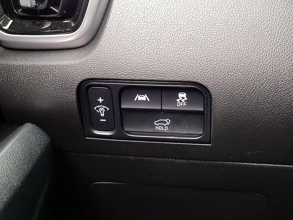 used 2023 Kia Sorento car, priced at $30,998