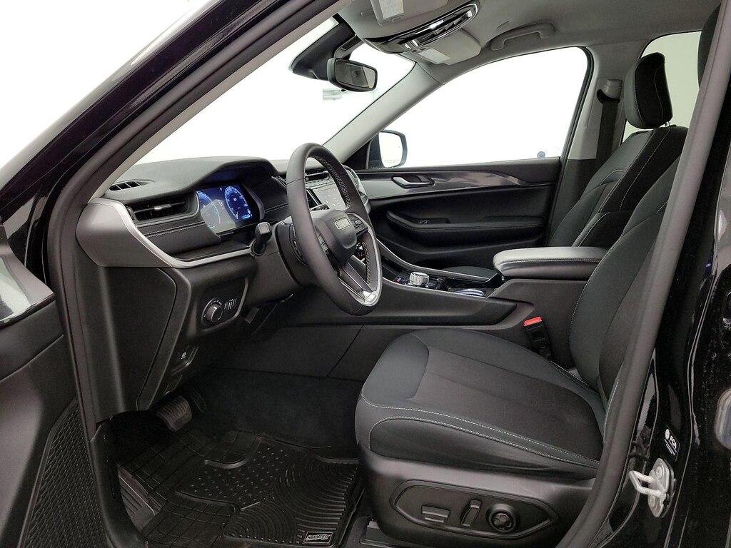 used 2023 Jeep Grand Cherokee car, priced at $28,998