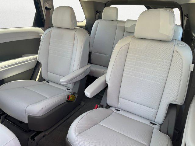 new 2026 Hyundai Palisade Hybrid car, priced at $56,045