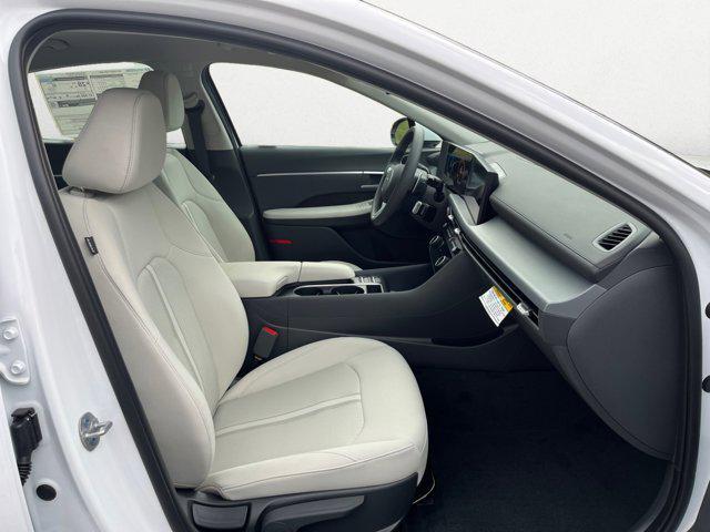 new 2025 Hyundai Sonata car, priced at $28,955