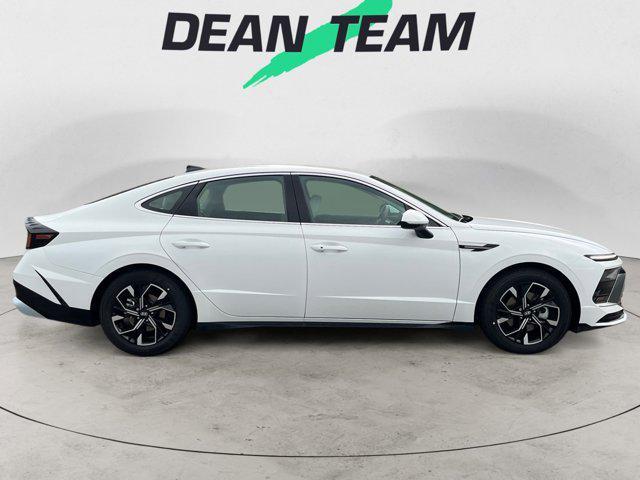 new 2025 Hyundai Sonata car, priced at $28,955