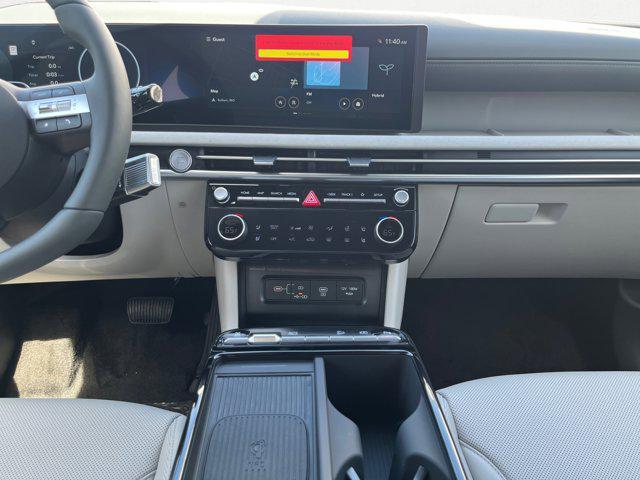 new 2026 Hyundai TUCSON Hybrid car, priced at $44,021