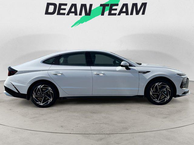 new 2026 Hyundai Sonata car, priced at $30,422