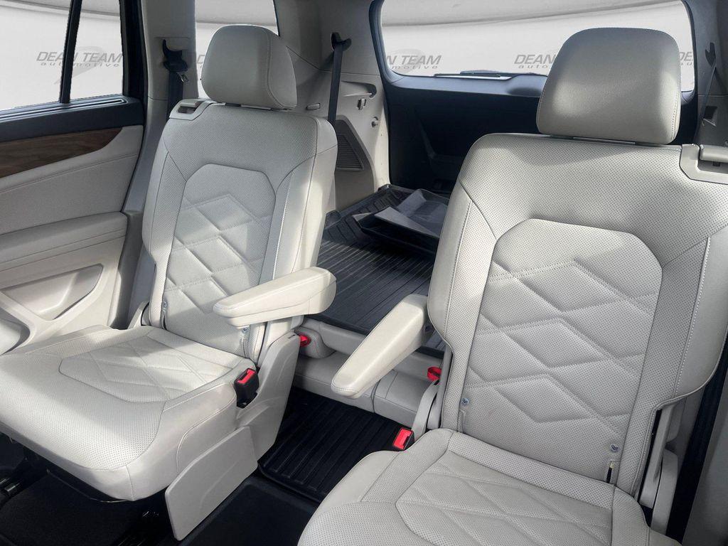 used 2024 Volkswagen Atlas car, priced at $32,469