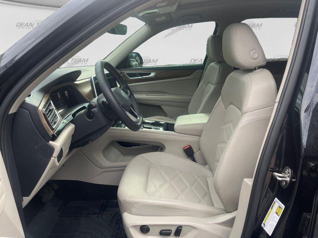 used 2024 Volkswagen Atlas car, priced at $32,469