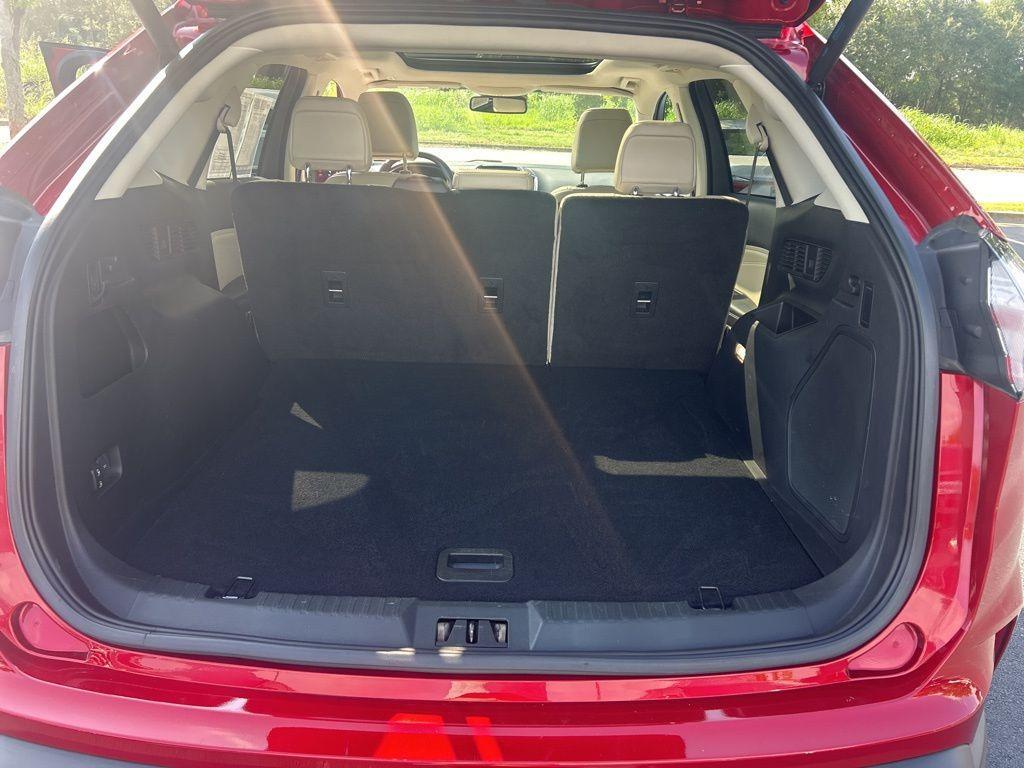 used 2024 Ford Edge car, priced at $35,343