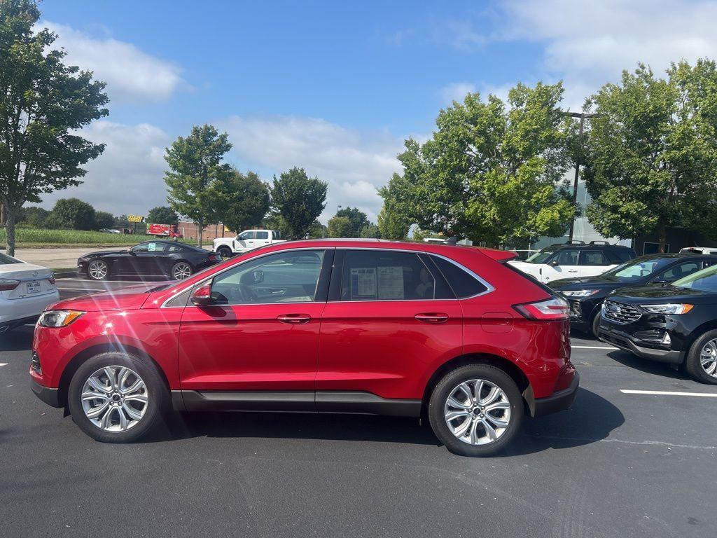 used 2024 Ford Edge car, priced at $35,343