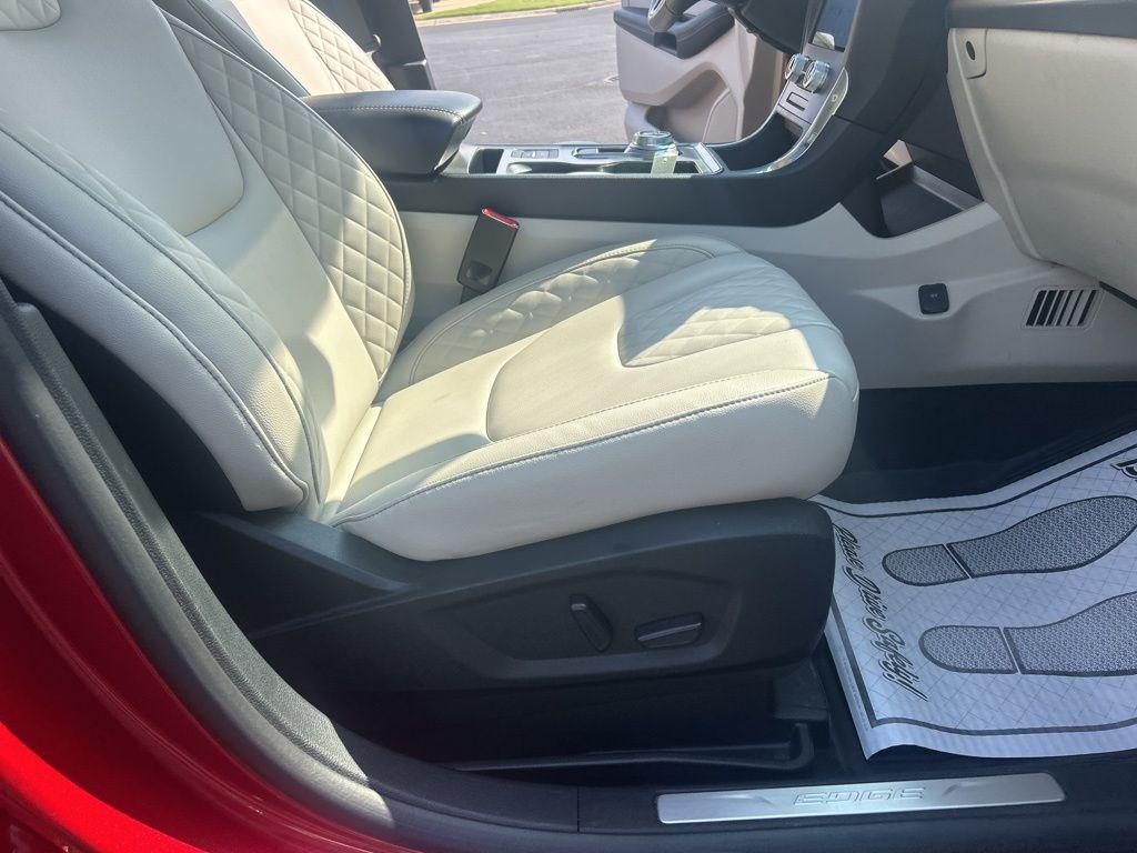 used 2024 Ford Edge car, priced at $35,343