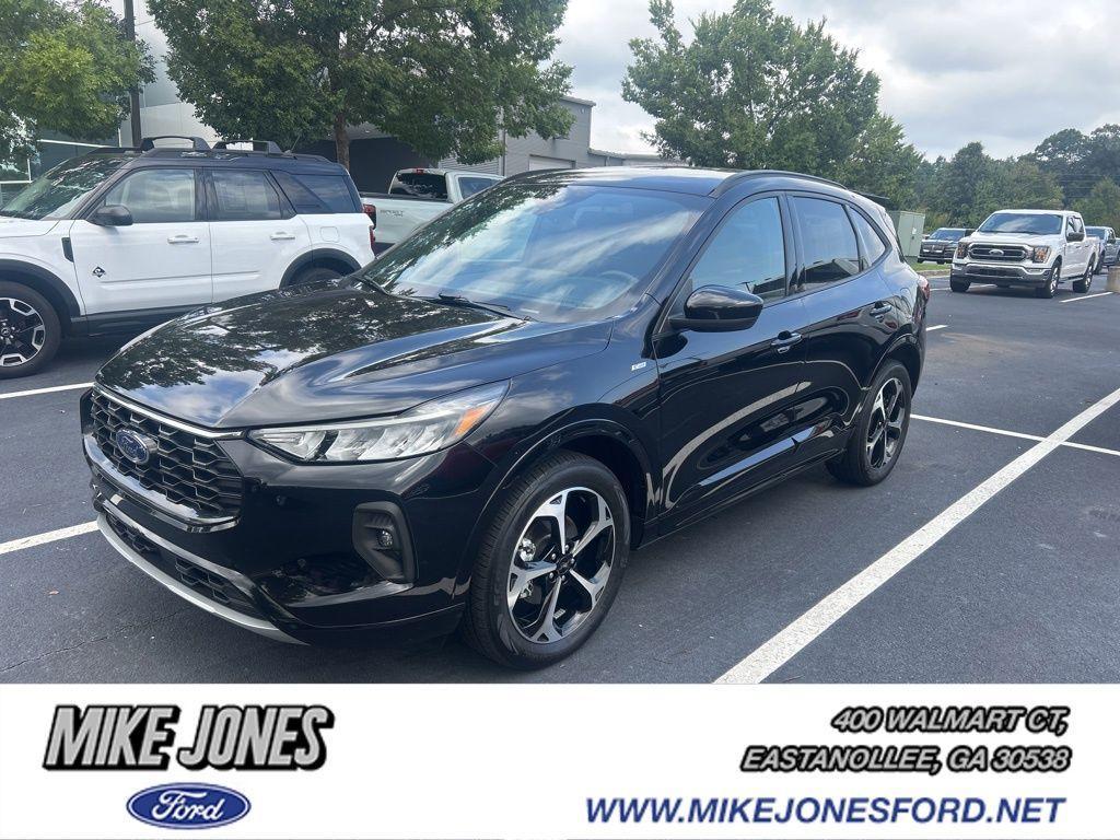used 2023 Ford Escape car, priced at $24,531
