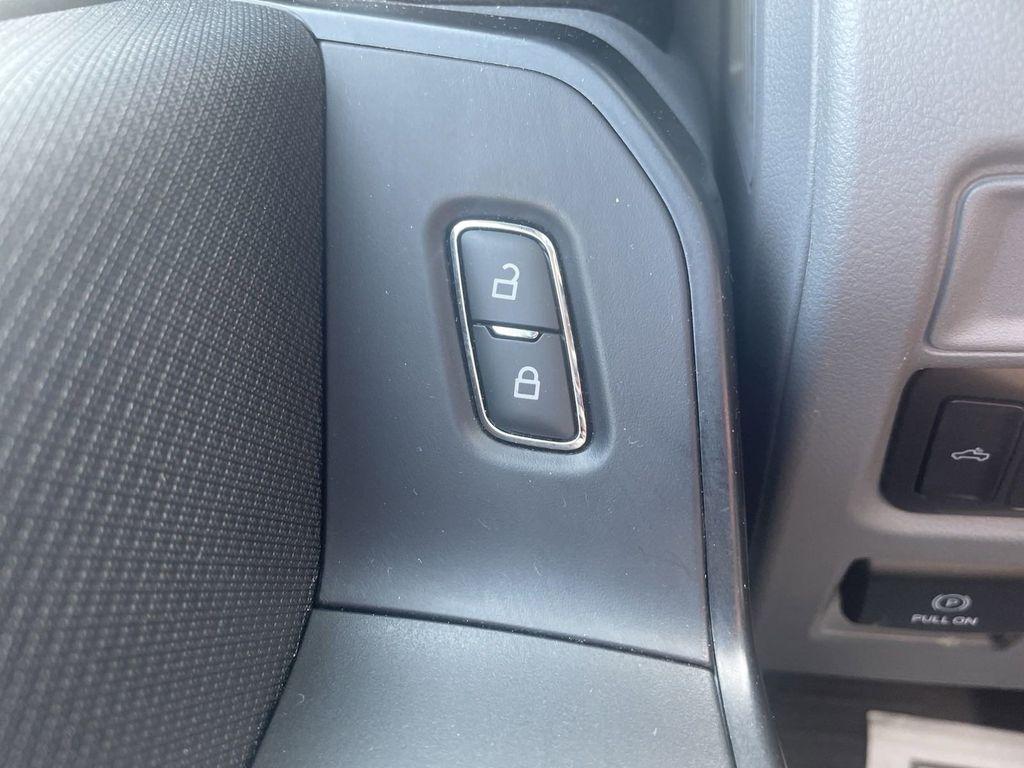 used 2022 Ford F-150 car, priced at $26,995