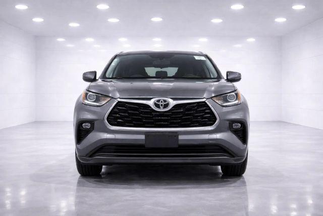 used 2021 Toyota Highlander car, priced at $23,777