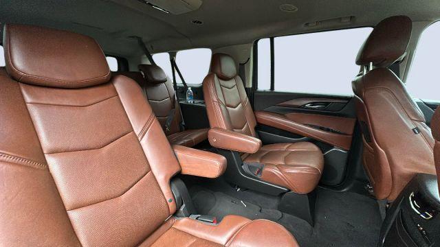 used 2015 Cadillac Escalade ESV car, priced at $26,577