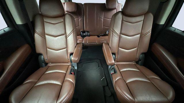 used 2015 Cadillac Escalade ESV car, priced at $26,577