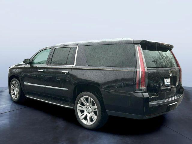 used 2015 Cadillac Escalade ESV car, priced at $26,577