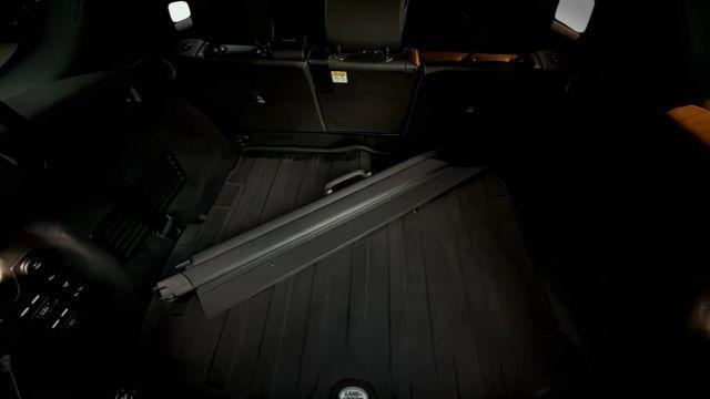 used 2017 Land Rover Discovery car, priced at $17,477