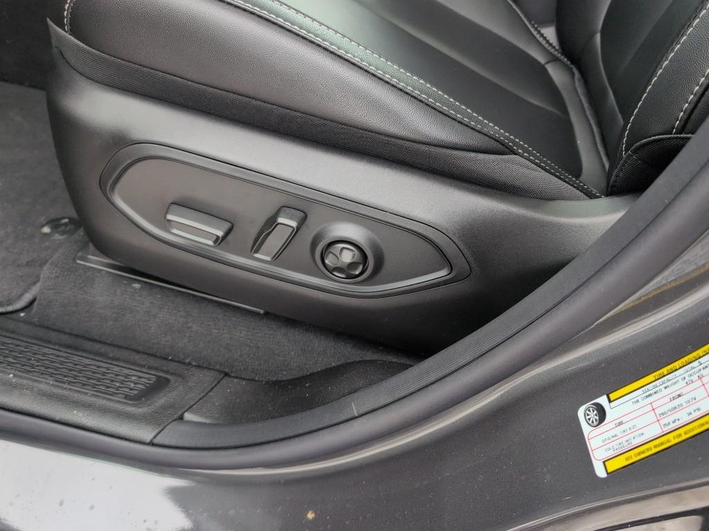 new 2026 Jeep Grand Cherokee car, priced at $49,591