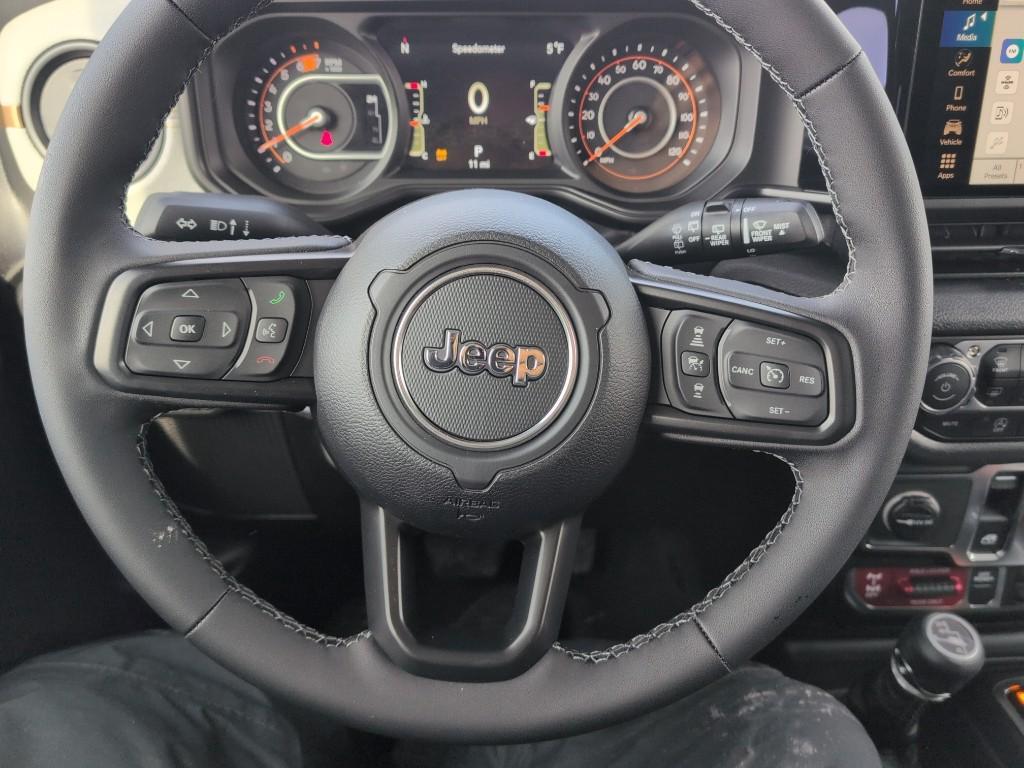 new 2026 Jeep Wrangler car, priced at $48,724
